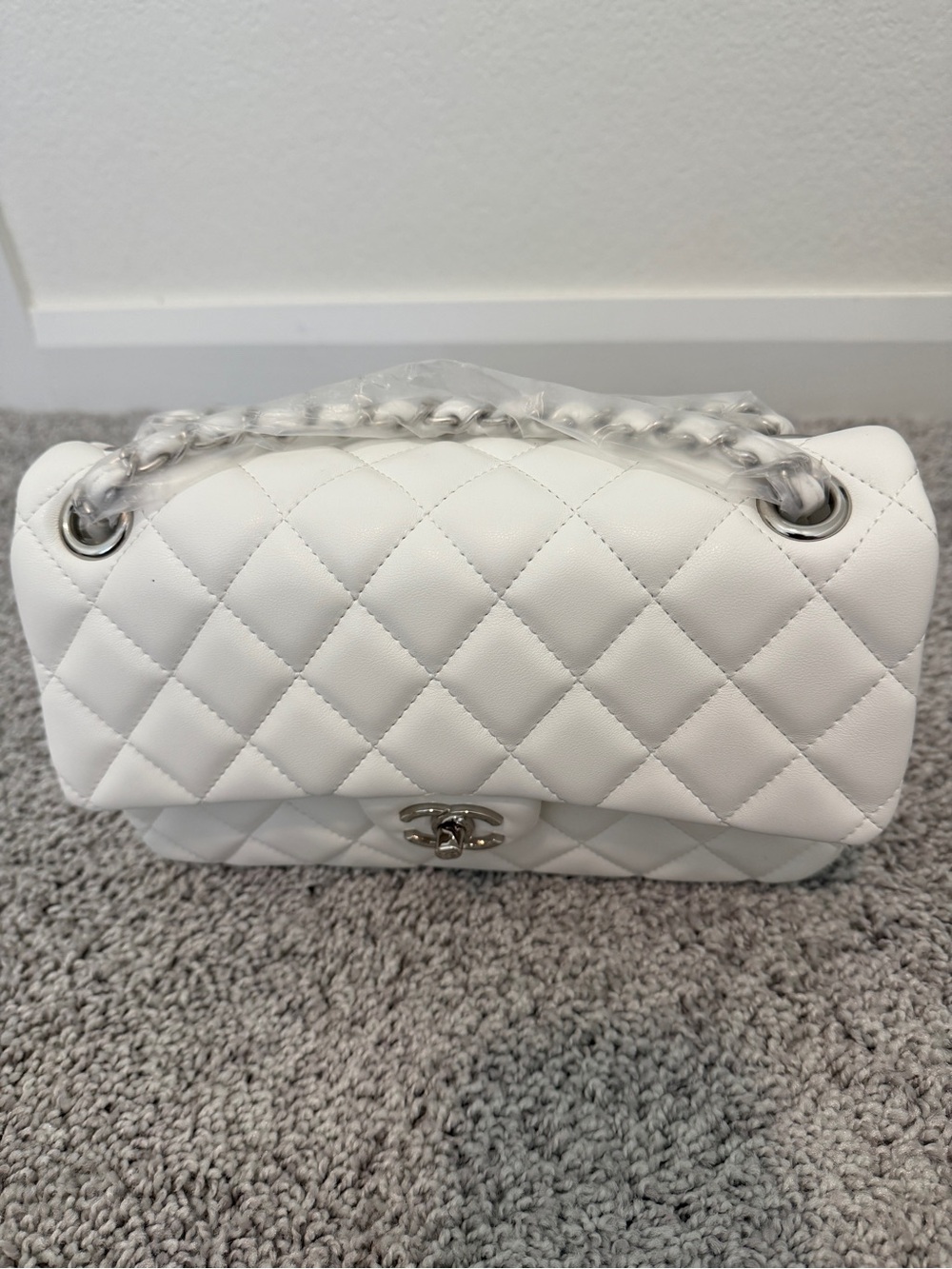INSPIRED…. Classic Quilted White Shoulder Bag - Chain Handle